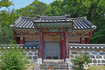 구드래조각공원 여행 추천 - 메고지고