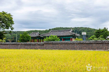 운산서원 여행 추천 - 메고지고