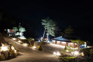 대성산지구 전적비 여행 추천 - 메고지고