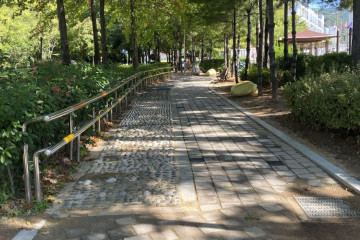 팔용산 돌탑 여행 추천 - 메고지고