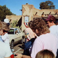 Chris Light · Wikimedia Commons · CC BY-SA 4.0 / https://commons.wikimedia.org/wiki/File:Old_Tucson_132.jpg / Usage: Wikimedia Commons 개별 파일 설명에서 저작자와 표시 라이선스를 조사함. 공개 분류와 원본 페이지 정보의 최종 실서버 대조가 남아 있음. CC BY/CC BY-SA는 저작자·라이선스 링크·수정고지 조건 준수. 외부 촬영규칙/제3자 저작권 별도. 원본 파일 GET·MIME·손상검사·운영 관리자 저장은 미실시.