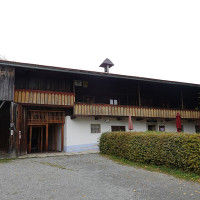 Edelmauswaldgeist · Wikimedia Commons · CC0 1.0 / https://commons.wikimedia.org/wiki/File:Freilichtmuseum_Finsterau_01.jpg / Usage: 사진 원본과 저작자/라이선스 표기, 출처 링크 유지. 리사이즈/크롭/WebP 변환 시 변경사항 표시. 서버 사진 바이너리 다운로드·응답 검사는 이 패키지에서 수행되지 않음.