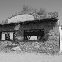 Desert guy0123 / Wikimedia Commons / CC BY-SA 3.0 / https://commons.wikimedia.org/wiki/File:Ruins_of_Scorpion_Gulch_(Phoenix%2C_AZ_-_2009).jpg / Usage: 개별 Commons File 페이지의 현장 설명·저작자·라이선스 확인.  변형·자르기 사용 시 표시 필요. 실제 이미지 바이너리 다운로드와 서버 등록은 수행하지 않음.