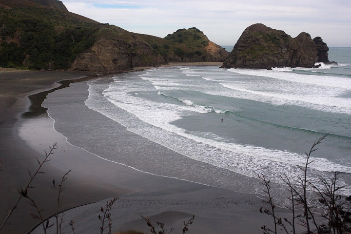 피하 해변 (Piha Beach)