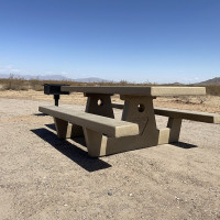 Chris Wonderly / Bureau of Land Management Arizona / Wikimedia Commons / Public Domain / https://commons.wikimedia.org/wiki/File:Estrella-Wayside_Recreation_Area_at_the_Sonoran_Desert_National_Monument_(54965101277).jpg