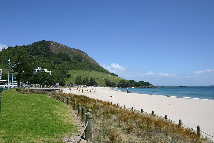마운트 마웅가누이 메인 비치 (Mount Maunganui Main Beach)