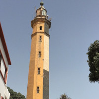 Hatem Moushir · CC BY-SA 4.0 · Wikimedia Commons / https://commons.wikimedia.org/wiki/File:Port_Said_,_photo_by_Hatem_Moushir_5.jpg / Usage: 저작자·원본 파일 페이지·라이선스명·변경 여부 기재. CC BY-SA로 각색한 경우 해당 공유조건 준수. 파일 URL은 표준 MD5 경로 방식 생성; 실제 원본 HTTP 다운로드 및 관리자 가져오기 미검사.