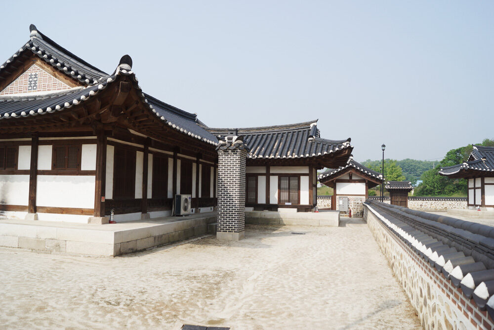 명성황후생가 여행 추천 - 메고지고