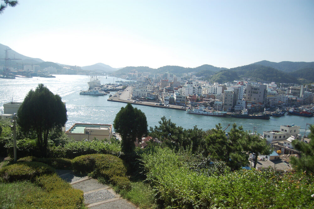 남망산조각공원 여행 추천 - 메고지고