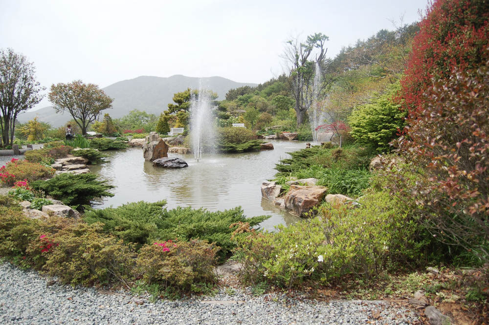 산방산비원(영업중지) 여행 추천 - 메고지고