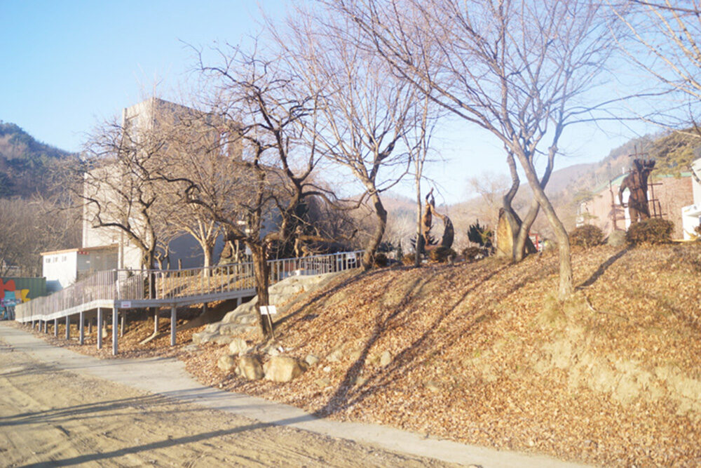 임립미술관 여행 추천 - 메고지고