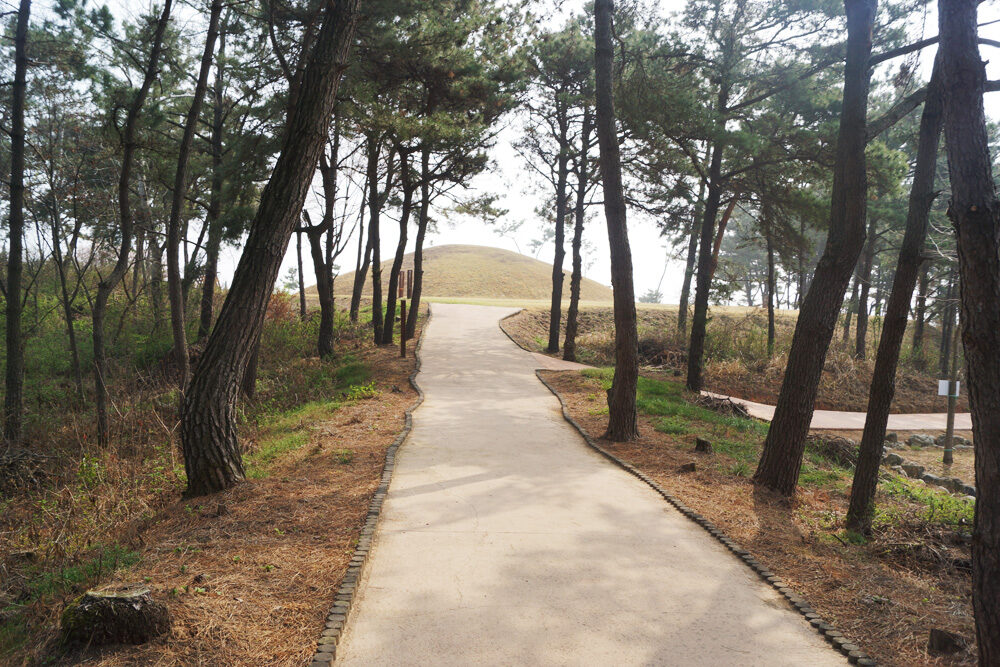 익산쌍릉 여행 추천 - 메고지고