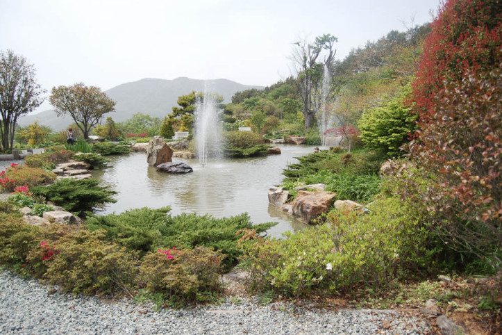 산방산비원(영업중지) 여행 추천 - 메고지고