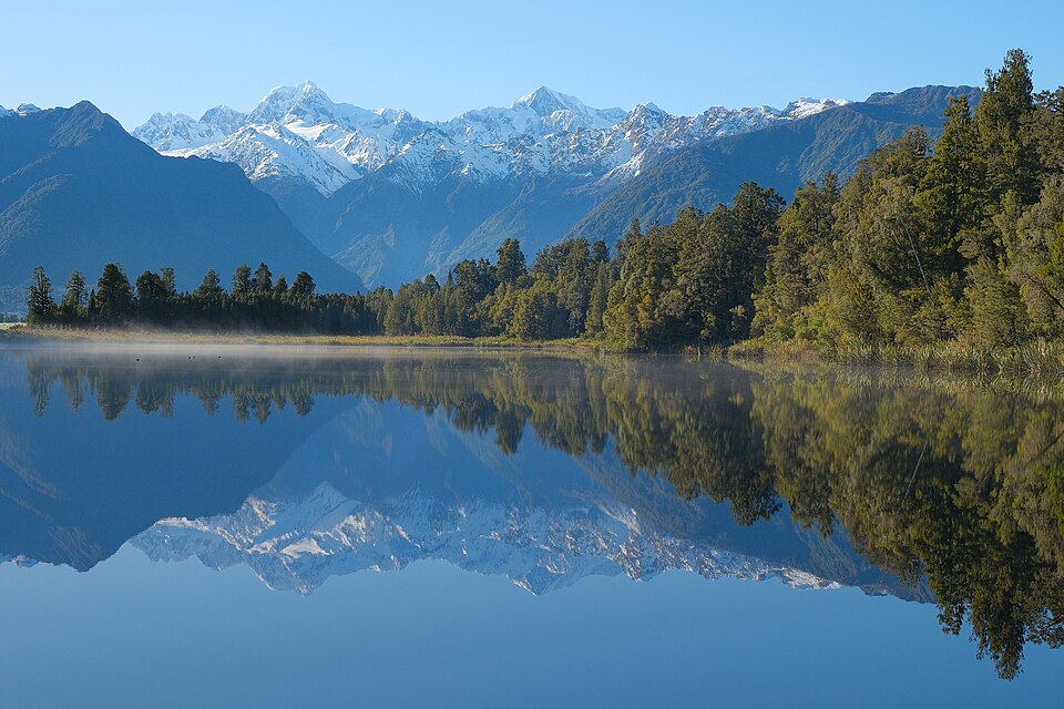 매서슨 호수·테 아라 카이라우마티 (Lake Matheson / Te Ara Kairaumati) 여행 추천 - 로드트립